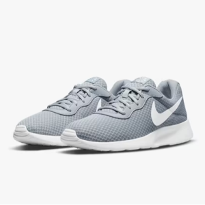 Tanjun Lace-Up Casual Shoes